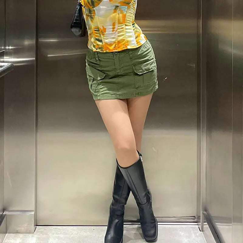 Women's Y2K Mini Pencil Skirt with Pockets